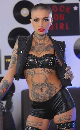 Leigh Raven