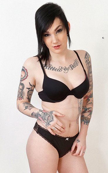 Nikki Hearts