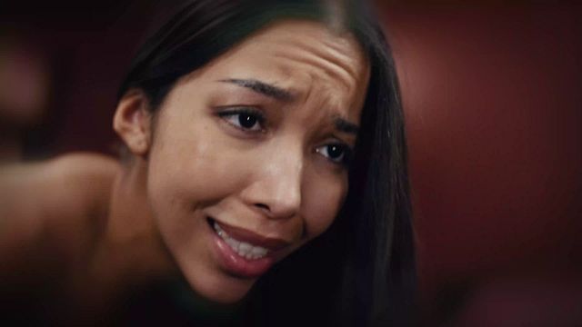 Clemence Audiard watches Milan Cheek get licked, then grinds cowgirl and sucks