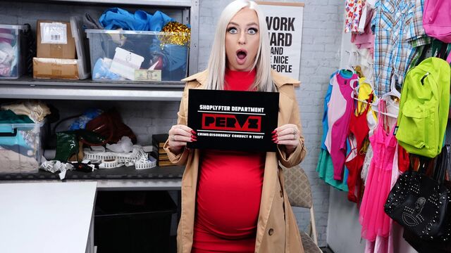 Elana Bunnz whimpers "please don't call the cops" while getting nailed