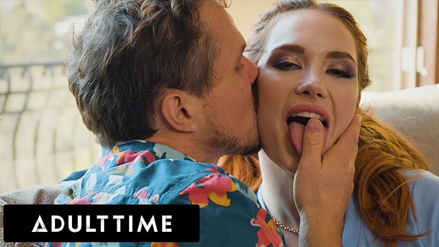Siri Dahl needs that cock and wand to make her cum