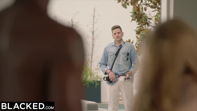 Kendra Sunderland cucks her man and takes BBC doggystyle